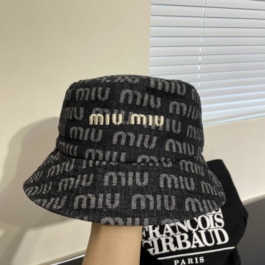 Miu Miu Caps